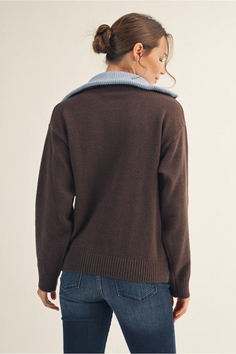 Quarter Zip Sweater with Colored Collar