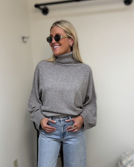 Milio Milano Mochaccino Ribbed Turtle Neck