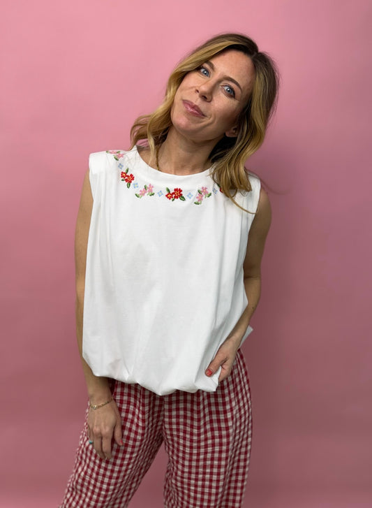 Bubble Hem Floral Embroidery Sleeveless Top